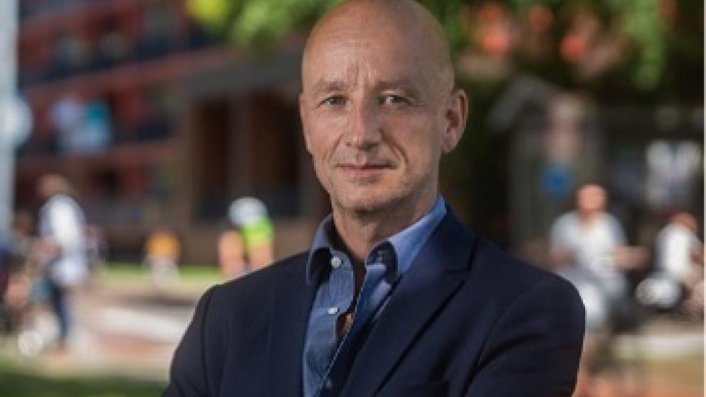 Kor Brongers stap dichterbij promotie