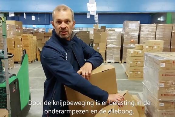 Voorbeeldvideo’s om fysieke belasting te verminderen